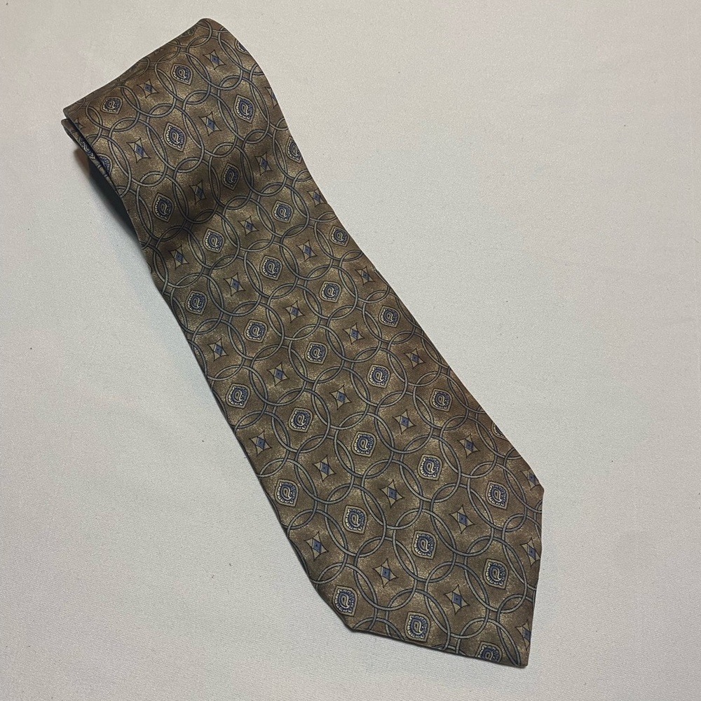 Gianfranco Ruffini Italy 100% Imported Silk Extra Long Geometric Tie